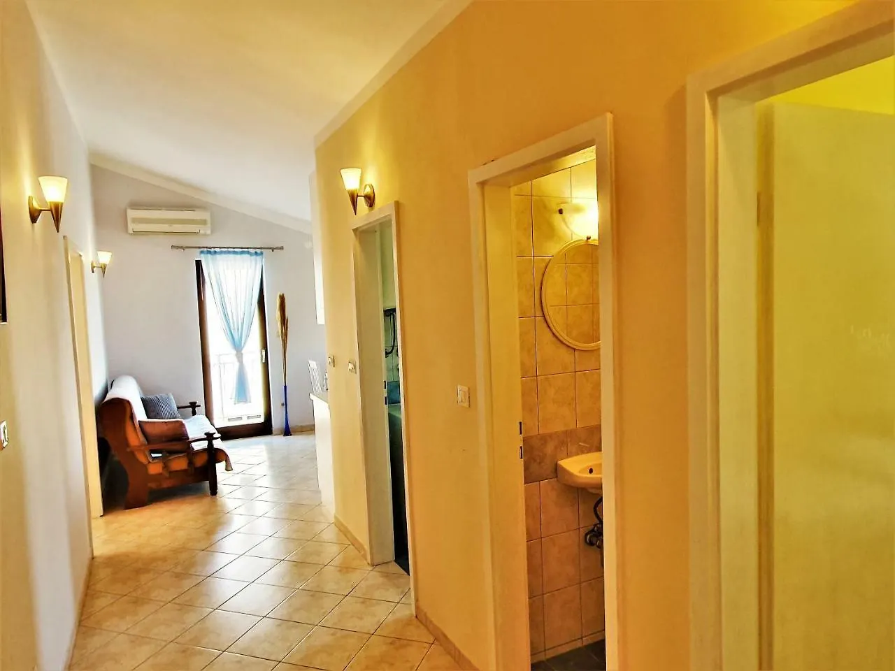 Click In Apartment Stobrec Next To Split Croatia